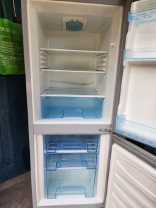 “Dicas para encontrar um frigobar usado em bom estado de conservação”插图