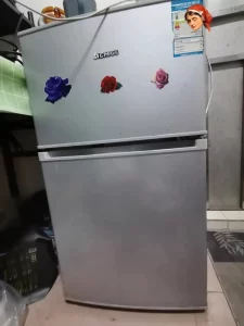 “Dicas para encontrar um frigobar usado de marca renomada”插图