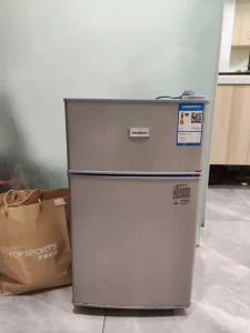 “Estilo e funcionalidade: por que investir em um frigobar usado”插图