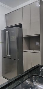 “Como escolher o tamanho ideal para sua geladeira de duas portas”插图