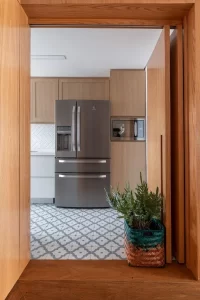 “Soluções inteligentes de refrigeração: por que escolher uma geladeira de duas portas”插图