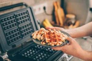 “Waffles de sobremesa: combinações deliciosas para fechar uma refeição com chave de ouro”插图