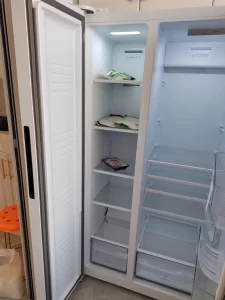 “Geladeira de duas portas com congelador espaçoso: a combinação perfeita”插图