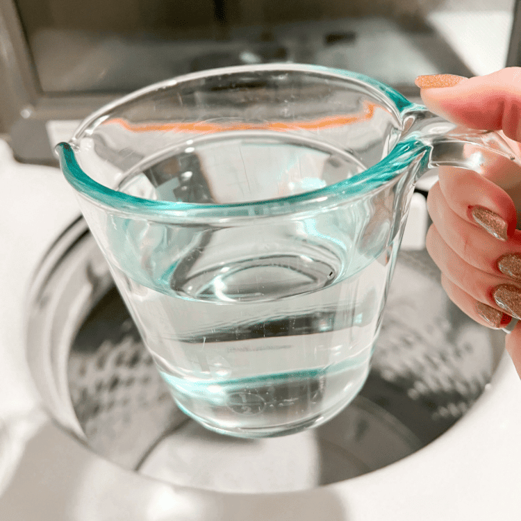 vinegar in washing machine