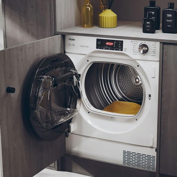 integrated tumble dryer
